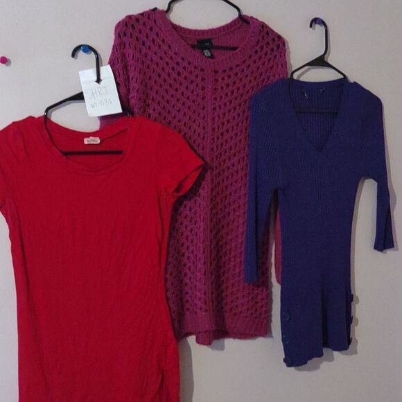 Bundle of 3 Ladies Tops - Size: S - (SHRT W1-031) - Picture 1 of 4
